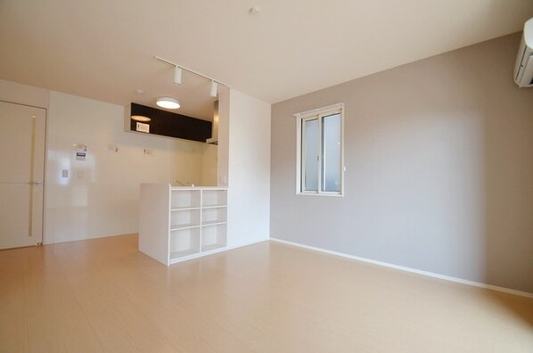 ルミエール木崎の物件内観写真